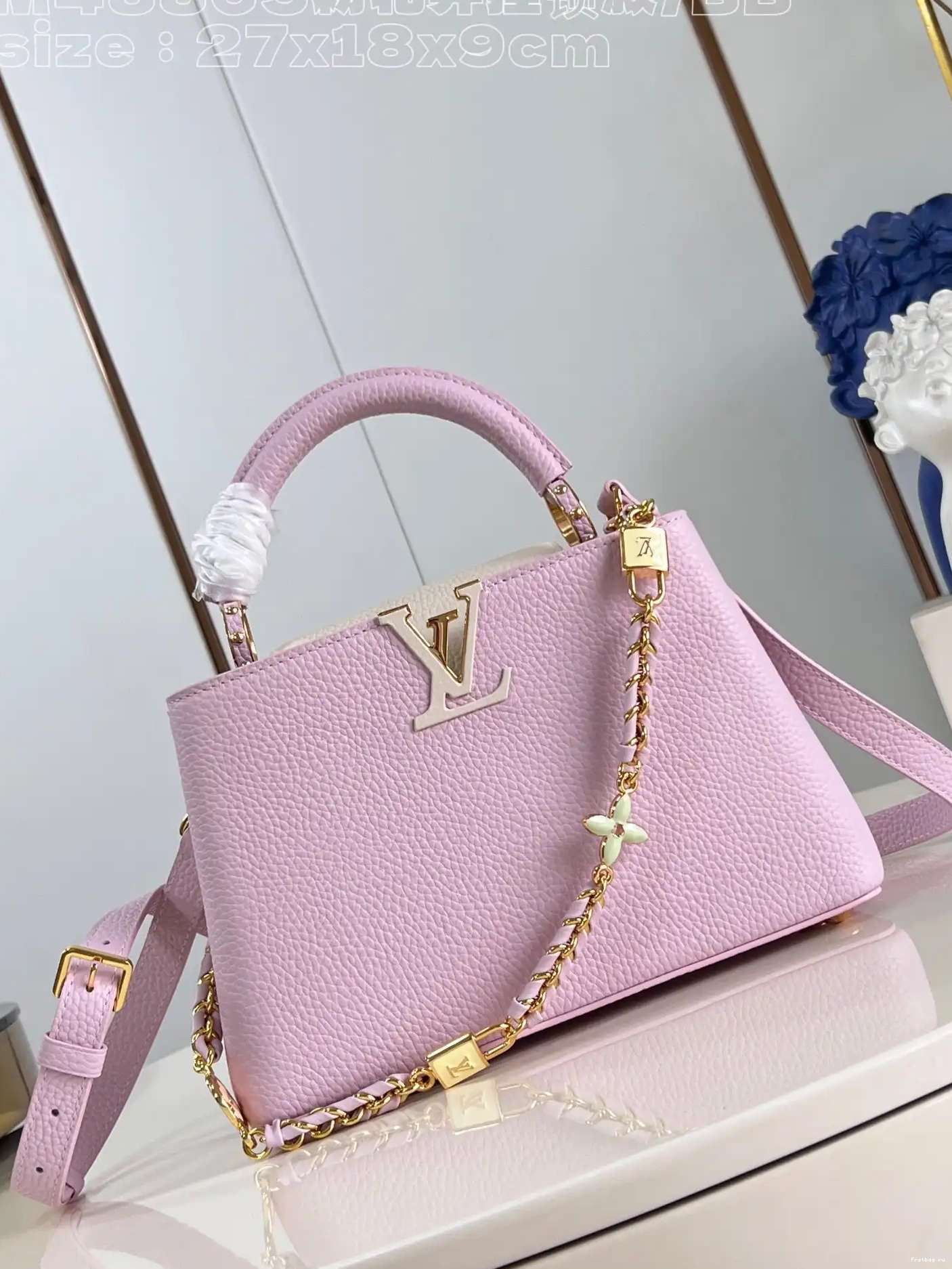 First bag ru CAPUCINES BB-27*18*9CM VUITTON LOUIS 0525